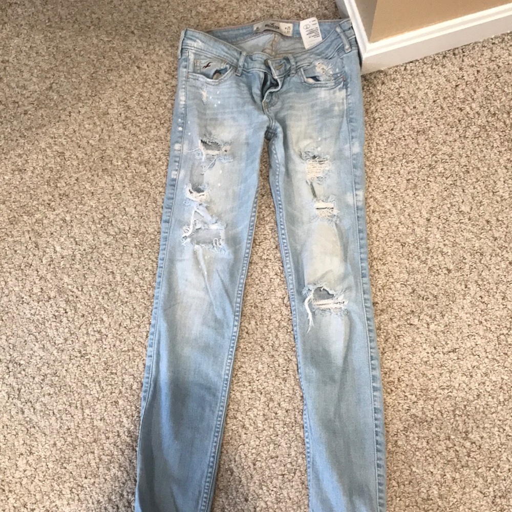 Destroyed hollister  jeans low rise size 1R